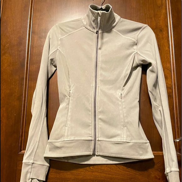 lululemon athletica Jackets & Blazers - Lululemon gorgeous grey define jacket 🧘‍♀️